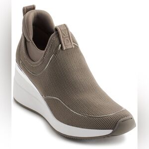 DKNY Women's Pecola Wedge Sneakers - Ash